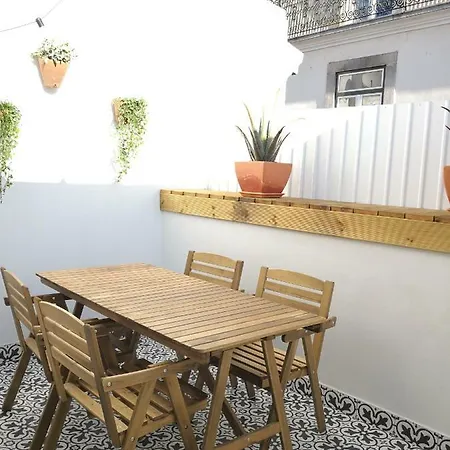 Lisbonsweethome B 아파트 *